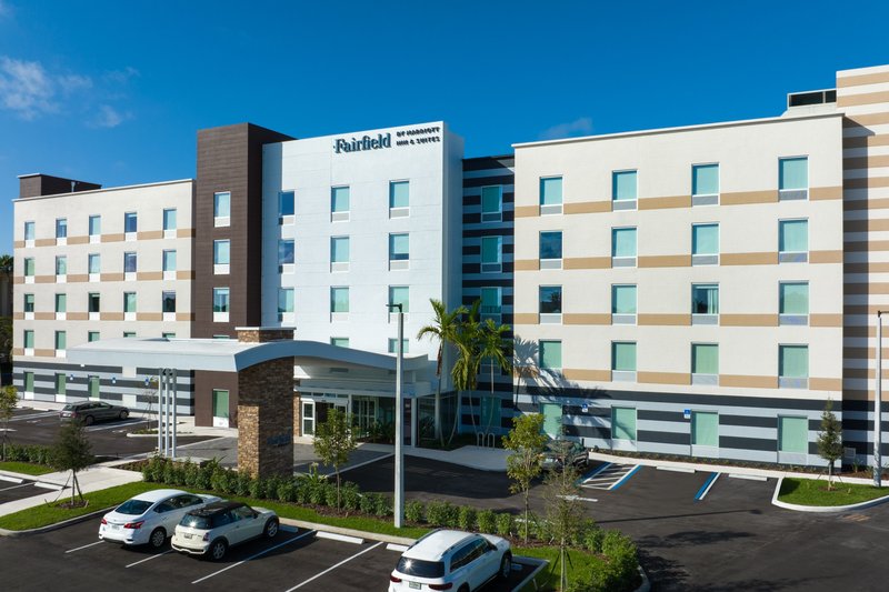 Fairfield Inn & Suites By Marriott West Palm Beach,Palm Beach County>>Palm Beach,2.5 star