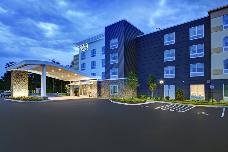 Fairfield Inn & Suites By Marriott Mansfield,Bristol>>Boston,2.5 star