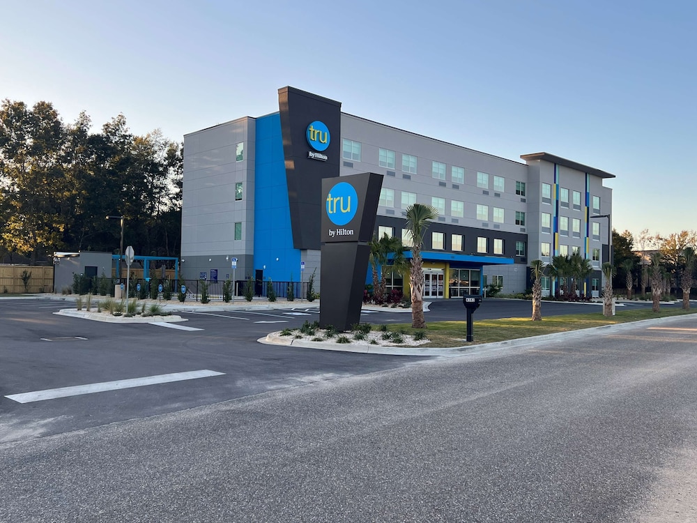 tru by hilton niceville fl
