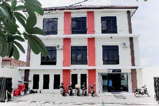 Reddoorz Syariah @ Hotel 91 Jember,,3 star