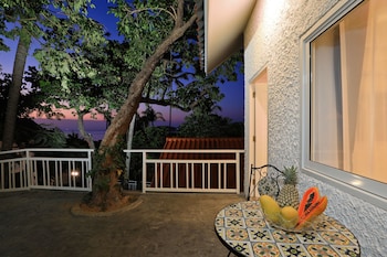 Kata White Villas,,3 star