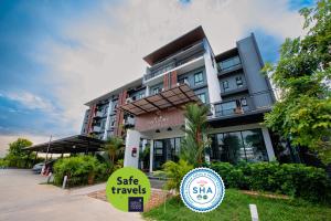 The Living Hotel Samutprakan,,2.5 star