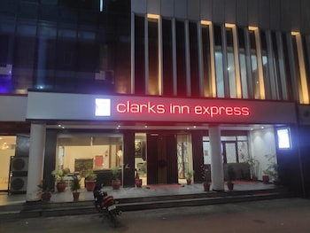 Clarks Inn Express Jammu,Bari Brahmana,3 star