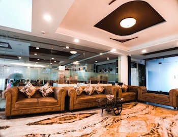 Tgi Insignia,Hoshangabad Road,3 star