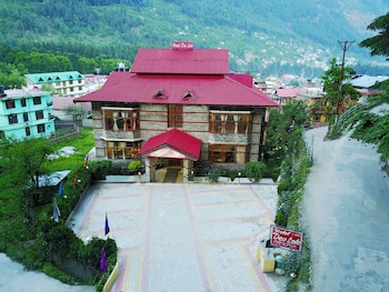 Dls Hotel Devlok,Hadimba Road,3 star