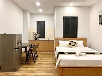 The Lumiere Hotel,,2.5 star