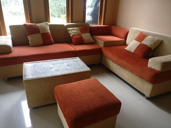 Elvira Homestay - Hostel,,2.5 star