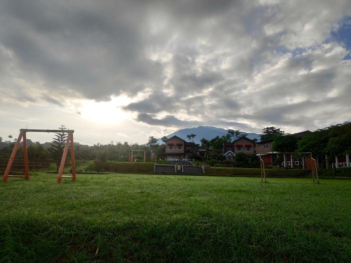 Degung Hillside,,2 star