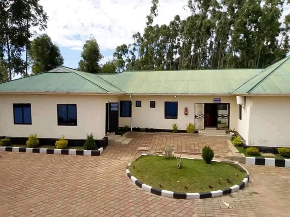 The Palm Lodge,,2.5 star