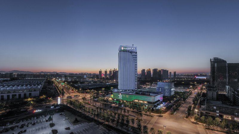 Hualuxe Xi An Chanba, An Ihg Hotel,Shaanxi>>Xi'an,4 star