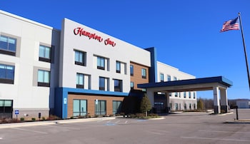 Hampton Inn Mcminnville,Mcminnville>>Gallatin,3 star