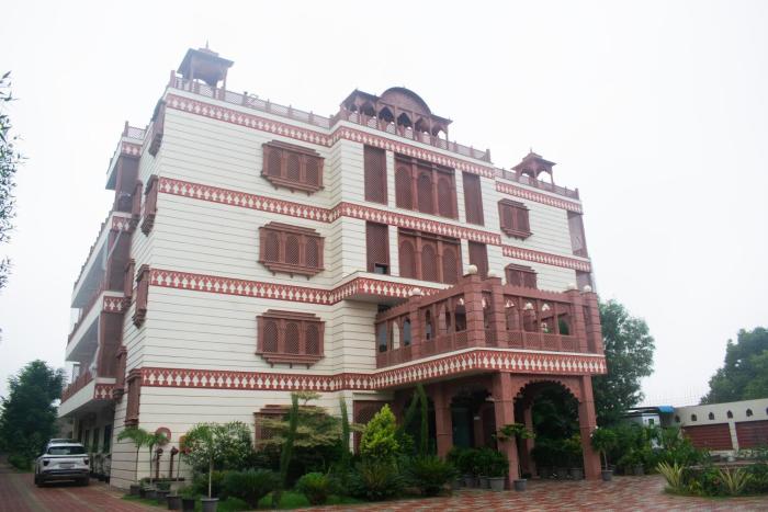 chauhan sheraton by real comforts