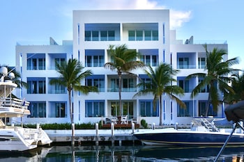 zenza boutique hotel