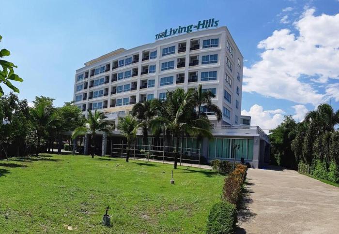 The Living Hills,,3 star