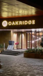 Oakridge Hotel & Spa,,5 star