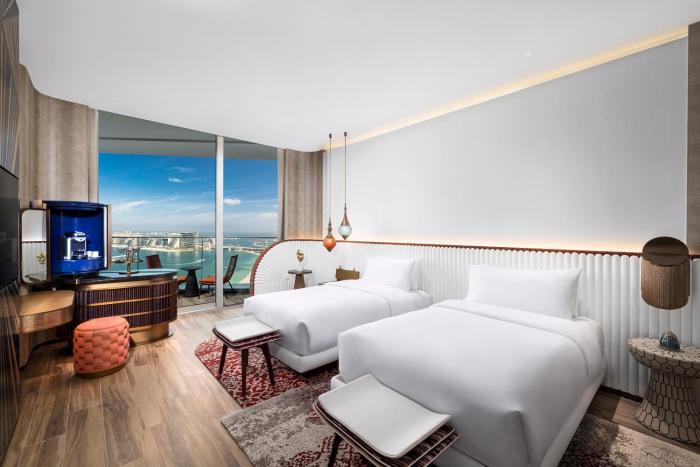 w dubai mina seyahi adults only