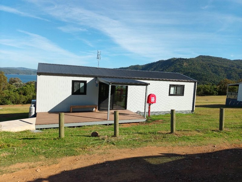 Reflections Holiday Parks Lake Glenbawn,,2 star