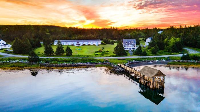 The Marmalade Motel,Sober Island>>Port Dufferin,0 star