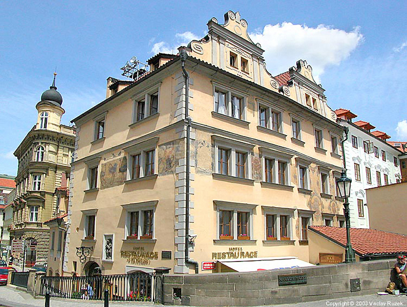 Hotel U Tri Pstrosu,Prague>>Mala Strana,4 star