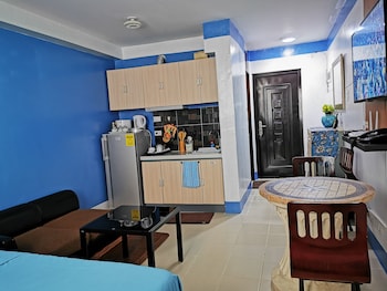 Seakyung Condominium,,2.5 star