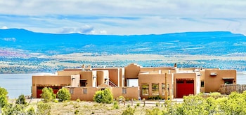 The Grand Hacienda B&B,,4 star