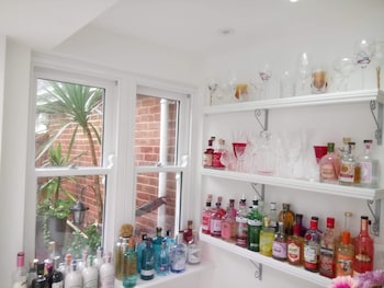 Jireh House,,3.5 star