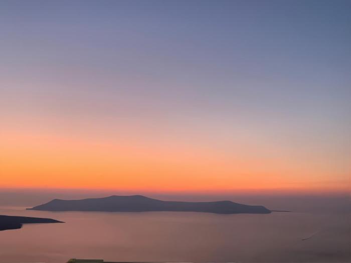 Noni Studios,Santorini>>Fira,3 star