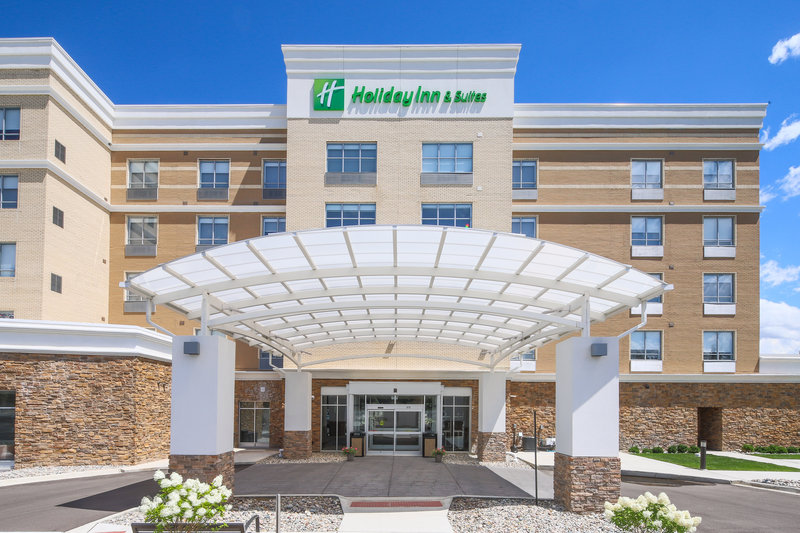 Holiday Inn And Suites Detroit - Troy,,1 star
