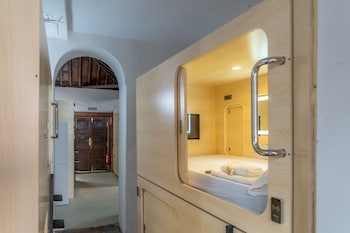 Hostelit Capsule Hostel,,1 star