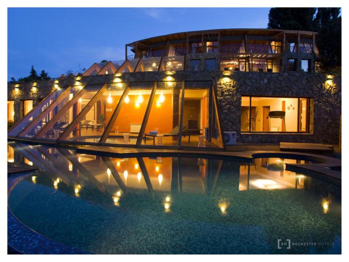 Rochester Bariloche,Rio Negro>>Playa Bonita,4 star