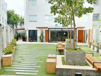 Wynwood House Osma,,1 star