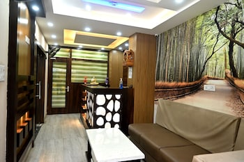 Hotel Kb Palace,N-10/39, Kakarmata, Varanasi,2 star