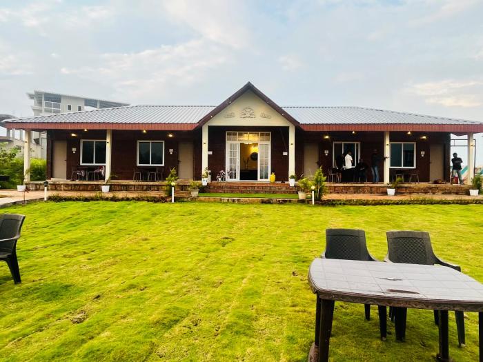 Glenvista Estate,Paramount Society, Sambhaji Nagar Taighat, Panchgani,3 star