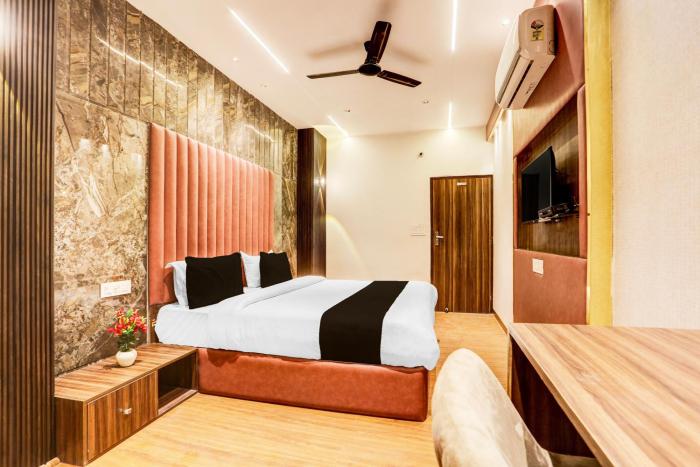 Townhouse By Oyo Haibowal Chowk Near Dmc,,4 star