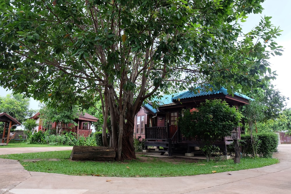 Big Tree Resort,Kamphaeng Phet Province>>Kamphaeng Phet,2.5 star