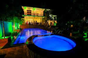 yala hotel river front