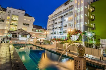 Sutus Court 1,Pattaya Beach>>Pattaya,3 star