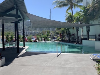 Absolute Waterfront Magnetic Island,Nelly Bay>>Magnetic Island,0 star