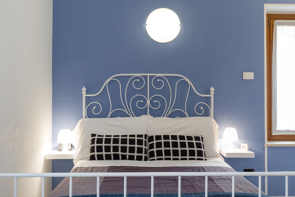 giardino giusti house and court