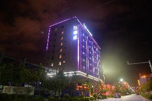 Iu Hotel Ruili Nanmao Street,Dehong Dai And Jingpo Autonomous Prefecture>>Dehong,3 star