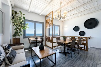 blue waves suites and apartments to kyma