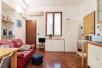bologna central studio
