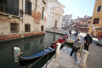 Samuel,Cannaregio, 2484,0 star
