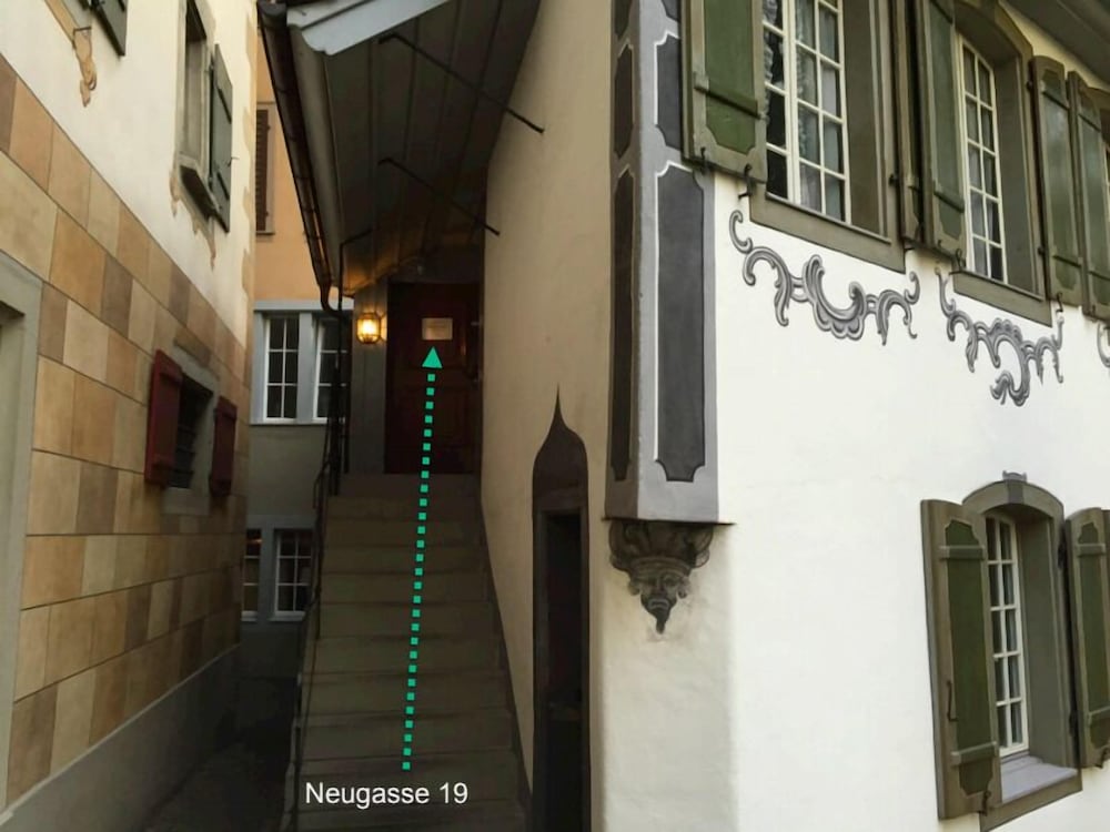 Stylish Apartment In The Heart Of Zug By Airhome,Zug>>Arth,0 star