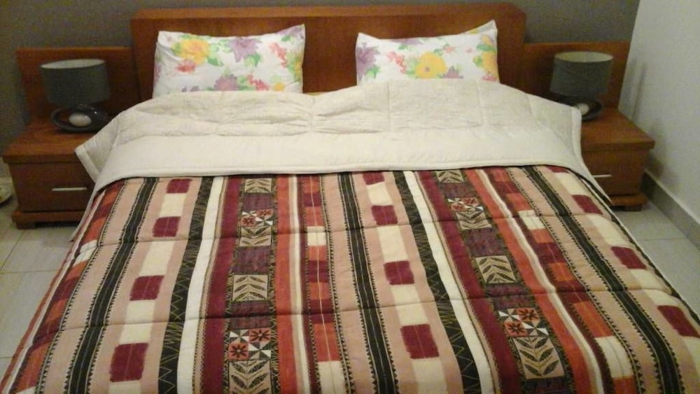 Residence Moneuse,Cocody>>Abidjan,0 star