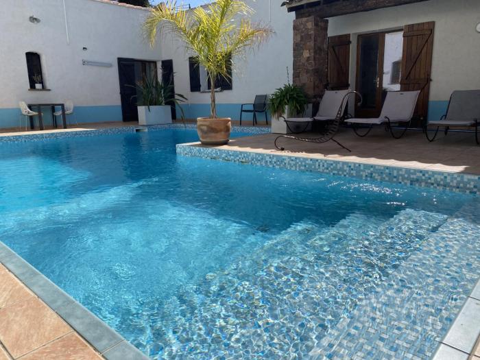 Le Patio Bleu,La Farlede>>La Crau,3 star