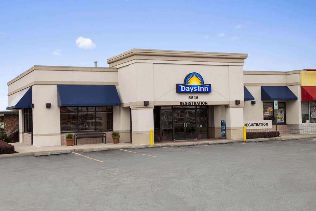 Days Inn By Wyndham Frederick,Harpers Ferry>>Frederick,2 star
