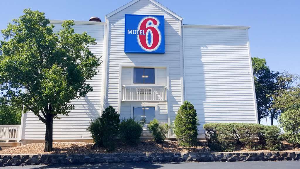 motel 6 maryland heights mo