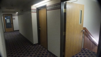 Quality Express Inn & Suites,Parkersburg>>Mineralwells,3 star