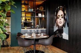 Hogerhuys,Noordwijk>>Amsterdam,4 star